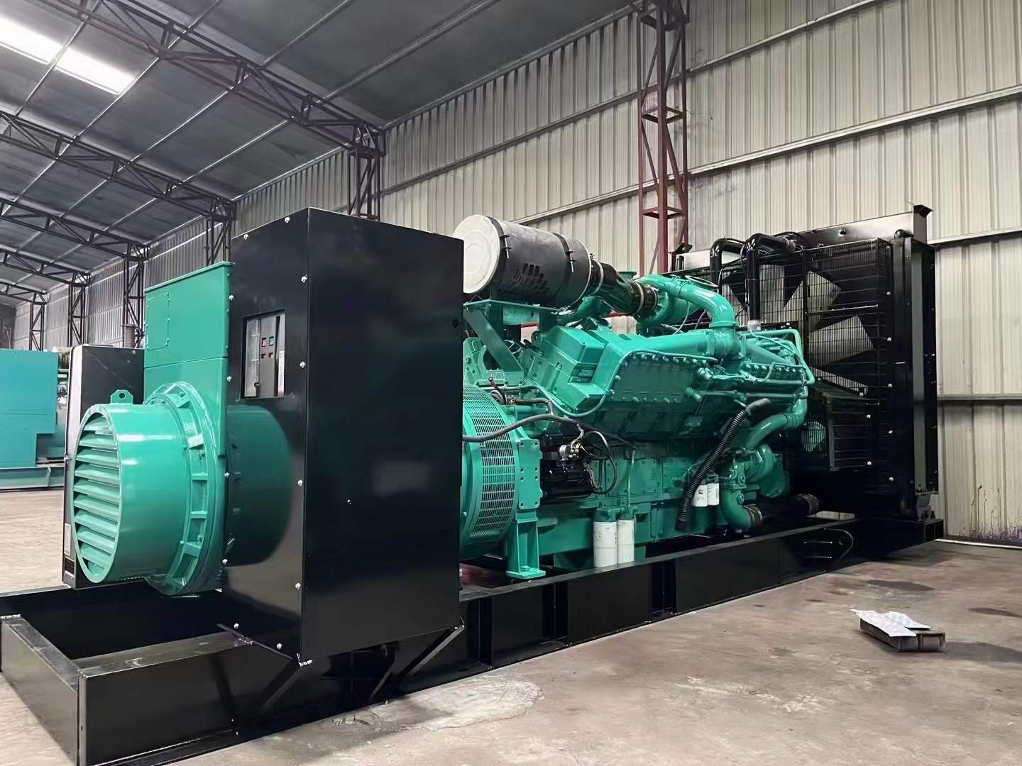 广东如何降低 800kW 柴油发电机输出电流的波动？