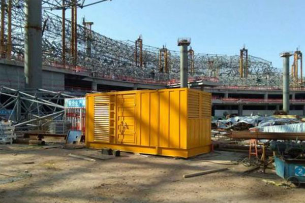 广东发电机出租如何判断空气滤清器是否需要更换？