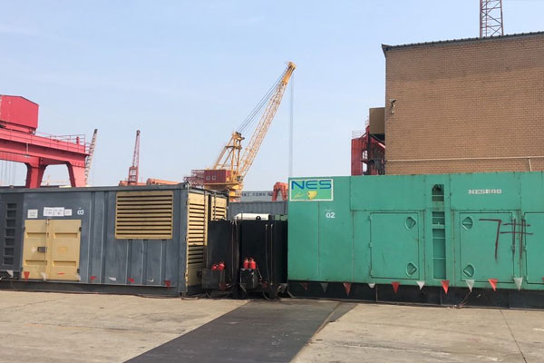 广东发电机出租空气滤清器的清洁频率是多少？